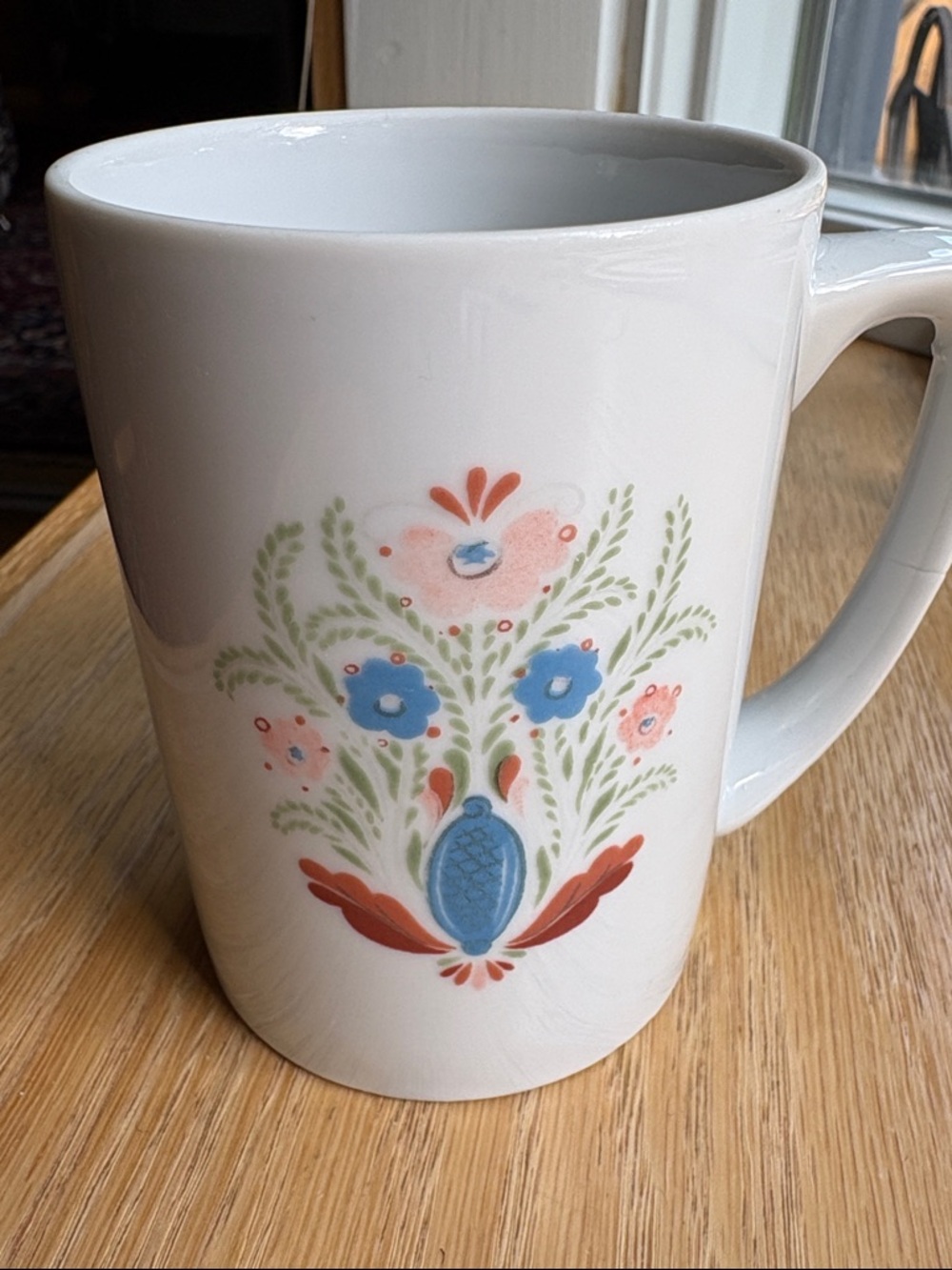 Berggren Mug with Folk Design